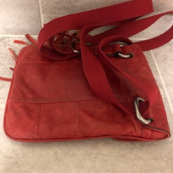 Juicy Couture Bags Juicy Couture Leather Crossbody Bag Poshmark